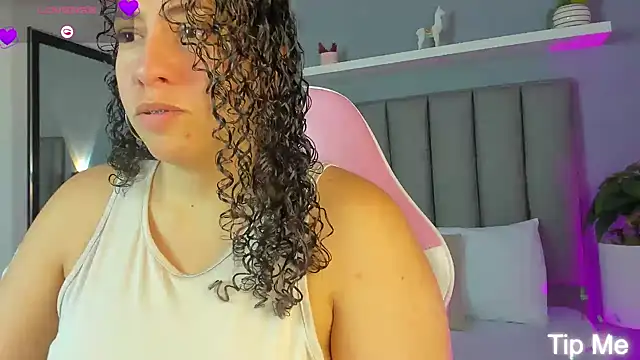 Snapshot of aixa_15 chatting on 11.20.25 aixa 15 online show from 11.20.25