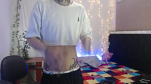 Snapshot of Andy_bapho chatting on 12.30.24 Andy bapho online show from 12.30.24