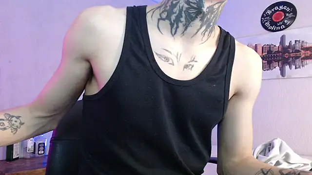 Snapshot of Andy_bapho chatting on 01.25.25 Andy bapho online show from 01.25.25