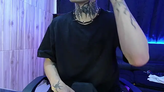 Snapshot of Andy_bapho chatting on 02.22.25 Andy bapho online show from 02.22.25