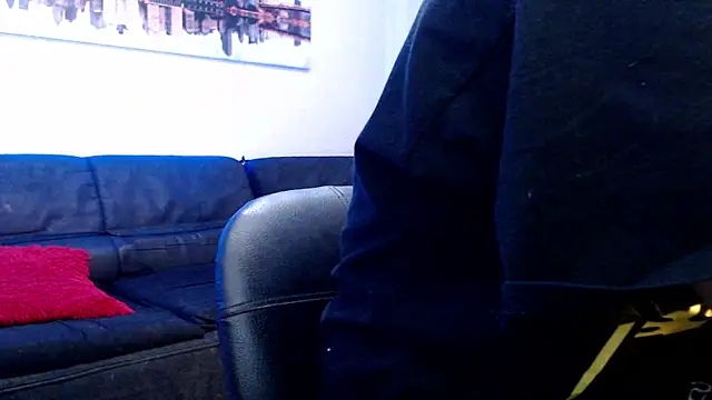 Snapshot of Andy_bapho chatting on 09.11.25 Andy bapho online show from 09.11.25