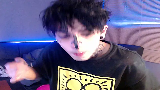 Snapshot of Andy_bapho chatting on 09.12.25 Andy bapho online show from 09.12.25