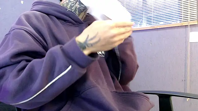 Snapshot of Andy_bapho chatting on 10.21.25 Andy bapho online show from 10.21.25