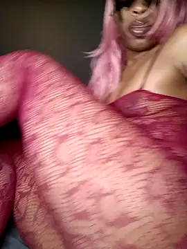 Snapshot of MILFCandy chatting on 01.08.25 MILFCandy online show from 01.08.25