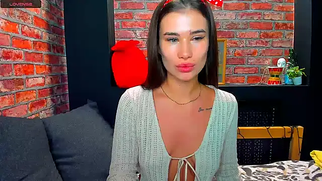 UrJoyy online show from 11.01.25