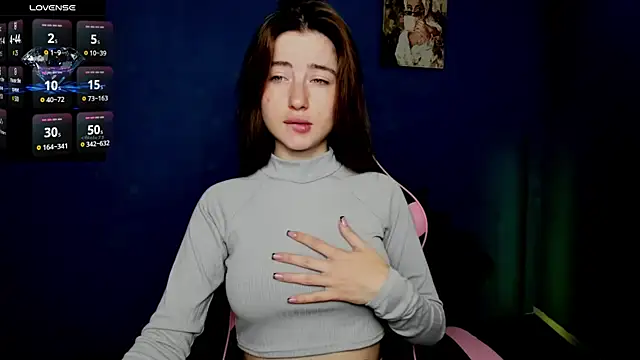 Luxuryalma online show from 09.16.25