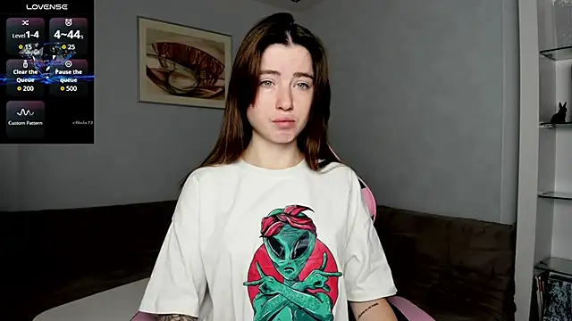 Luxuryalma online show from 10.02.25