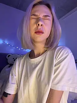  urbestie  online show from 04.14.26