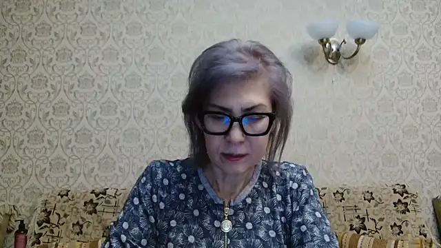 Elegant00Lady online show from 10.07.25