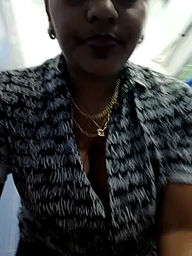 anaesca online show from 03.08.25