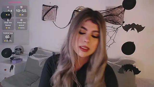 Snapshot of Abigail_29 chatting on 10.23.25 Abigail 29 online show from 10.23.25