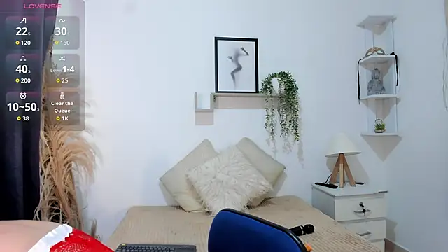 Snapshot of Abigail_29 chatting on 11.13.25 Abigail 29 online show from 11.13.25