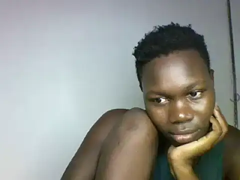 Snapshot of sexyqueen02 chatting on 12.28.24 sexyqueen02 online show from 12.28.24