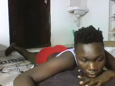 Snapshot of sexyqueen02 chatting on 02.21.25 sexyqueen02 online show from 02.21.25