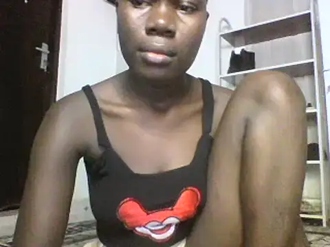 Snapshot of sexyqueen02 chatting on 02.22.25 sexyqueen02 online show from 02.22.25