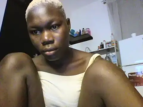 Snapshot of sexyqueen02 chatting on 03.10.25 sexyqueen02 online show from 03.10.25