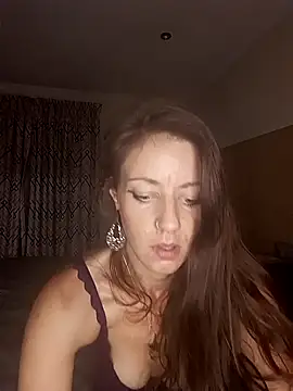 Missmesexycouple69 online show from 03.18.26