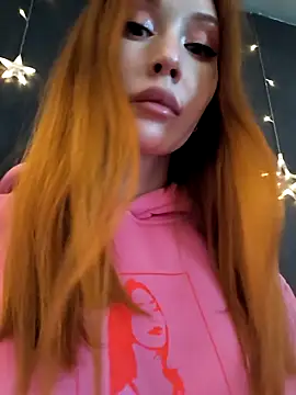 Snapshot of MayaSolar chatting on 10.21.25 MayaSolar online show from 10.21.25