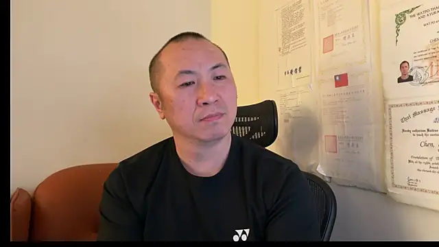 Snapshot of chih515 chatting on 02.14.25 chih515 online show from 02.14.25