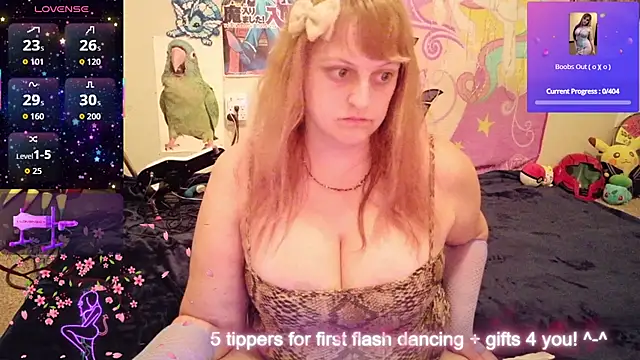 Snapshot of BabyZelda chatting on 06.13.26 BabyZelda online show from 06.13.26