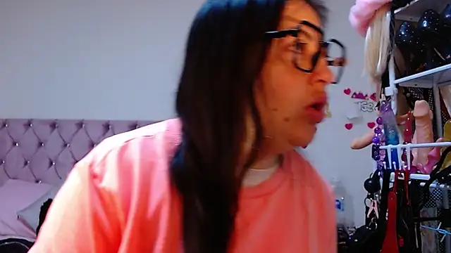 lanaqueen699 online show from 03.31.26