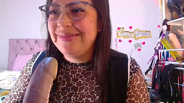 Snapshot of lanaqueen699 chatting on 04.27.26 lanaqueen699 online show from 04.27.26