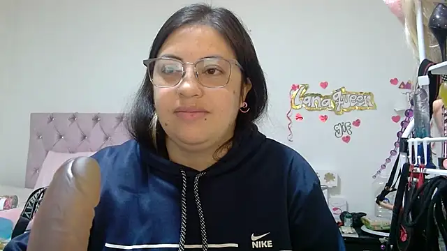 Snapshot of lanaqueen699 chatting on 04.30.26 lanaqueen699 online show from 04.30.26