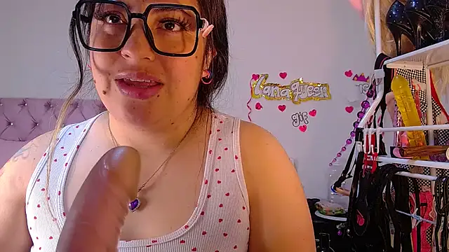 Snapshot of lanaqueen699 chatting on 04.30.26 lanaqueen699 online show from 04.30.26