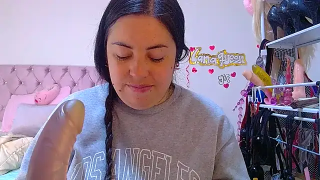 Snapshot of lanaqueen699 chatting on 05.15.26 lanaqueen699 online show from 05.15.26