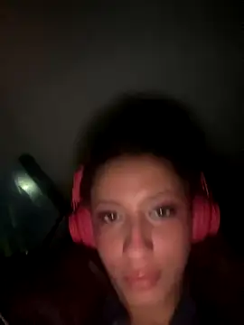 Snapshot of LunitaDollz chatting on 11.28.25 LunitaDollz online show from 11.28.25