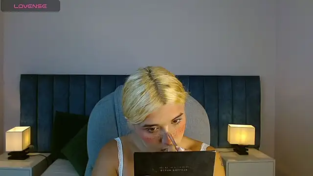 april bunnyy online show from 03.01.25