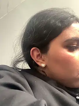 Larabrooks online show from 02.18.26