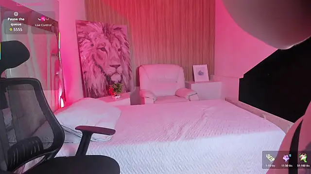 Melany Luv online show from 10.19.25