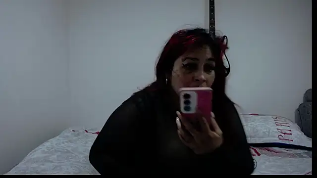Snapshot of amydeepqueen chatting on 06.01.26 amydeepqueen online show from 06.01.26