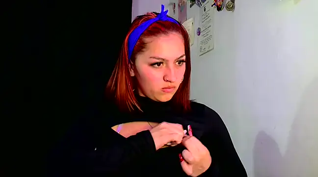 lucycherry   online show from 02.05.25