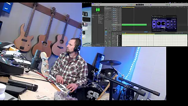 Snapshot of itsjameswebbscope chatting on 02.16.26 itsjameswebbscope online show from 02.16.26