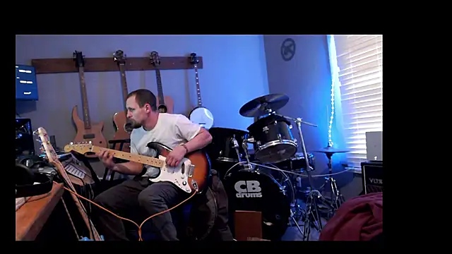 Snapshot of itsjameswebbscope chatting on 02.17.26 itsjameswebbscope online show from 02.17.26