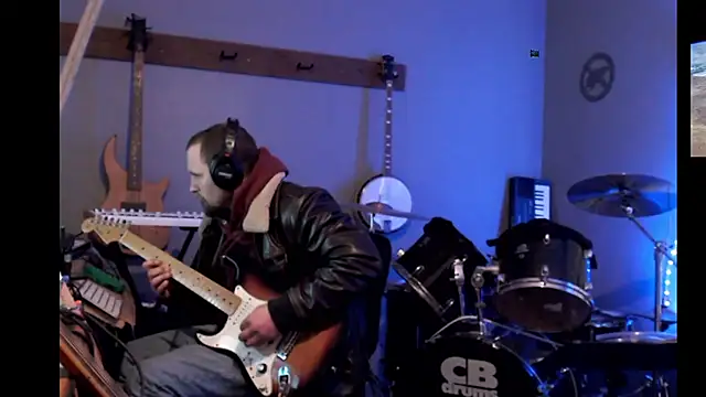 Snapshot of itsjameswebbscope chatting on 02.22.26 itsjameswebbscope online show from 02.22.26