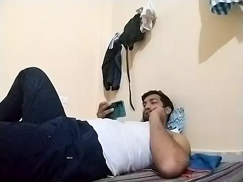 Snapshot of bigvorn6 chatting on 03.07.25 bigvorn6 online show from 03.07.25