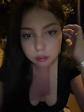 Snapshot of Maii_chan chatting on 02.01.25 Maii chan online show from 02.01.25