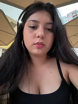 Snapshot of Maii_chan chatting on 02.23.25 Maii chan online show from 02.23.25