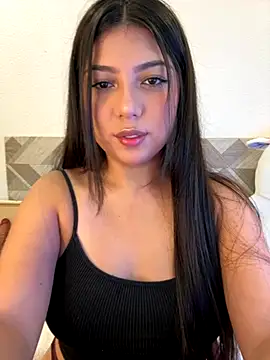 Snapshot of Maii_chan chatting on 09.28.25 Maii chan online show from 09.28.25