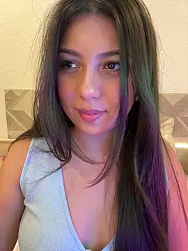 Snapshot of Maii_chan chatting on 10.27.25 Maii chan online show from 10.27.25