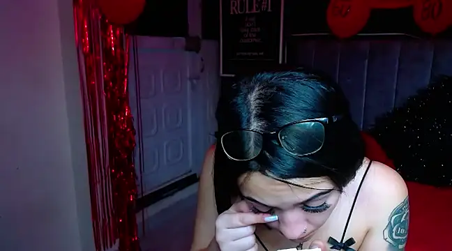 Violettasquirt online show from 02.27.25