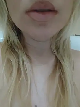 Linda 999 online show from 12.22.24