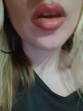 Linda 999 online show from 03.12.25