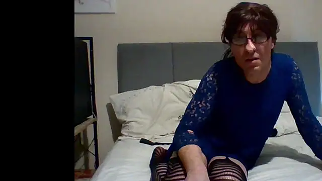 Snapshot of lolaisagoodtime chatting on 01.04.25 lolaisagoodtime online show from 01.04.25