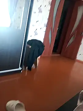 red red00 online show from 02.08.25