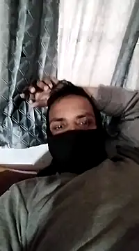 Snapshot of Nzfl97 chatting on 02.06.25 Nzfl97 online show from 02.06.25