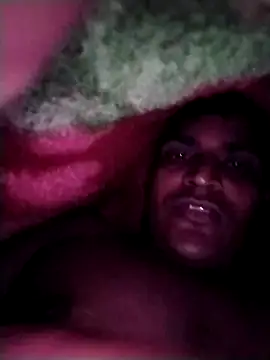 Snapshot of Nzfl97 chatting on 02.10.25 Nzfl97 online show from 02.10.25